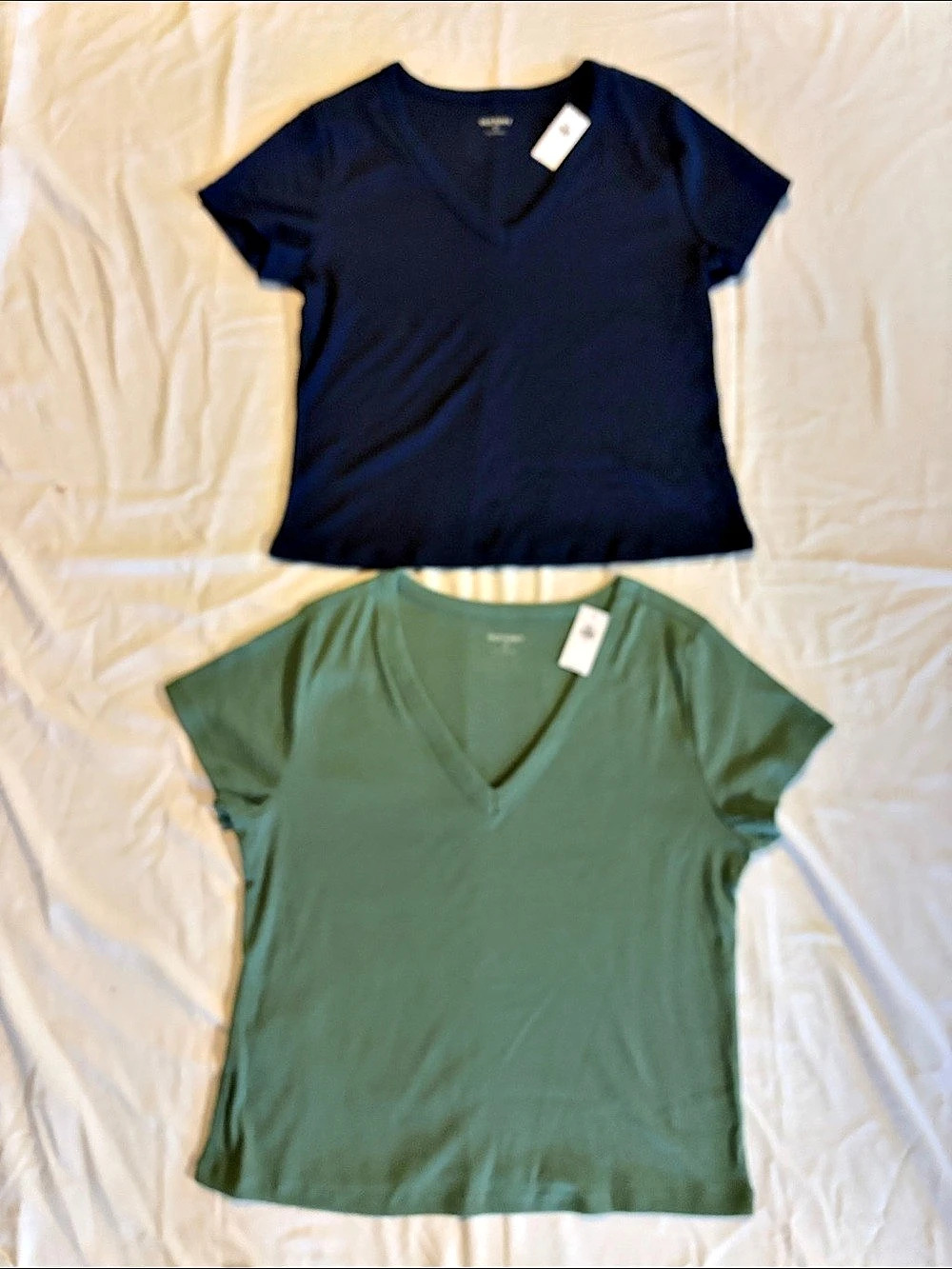 Old Navy Snug Crop V-Neck Ribbed T-Shirt Blue & Green XL